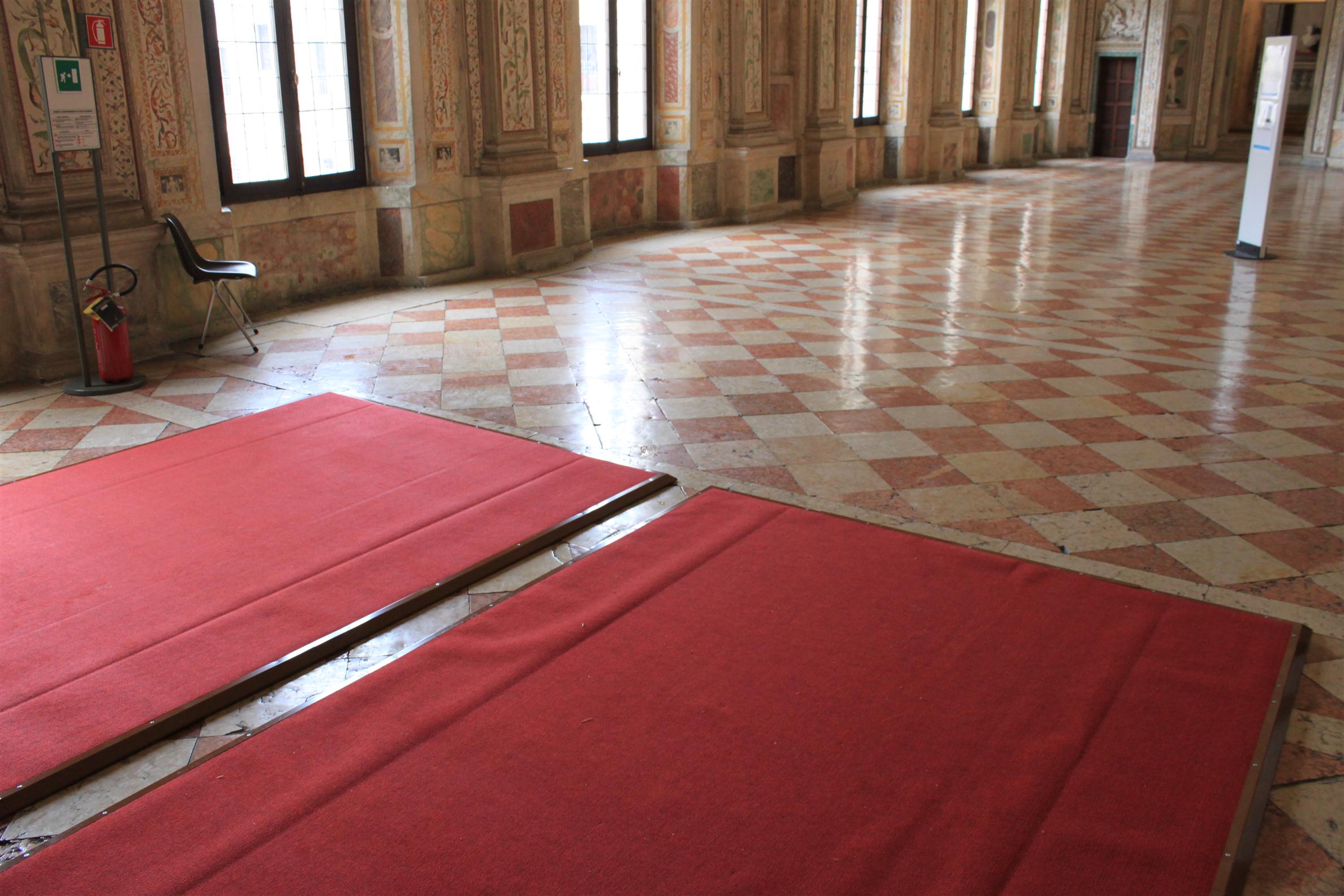 Pedana termica elettrica in esposizione