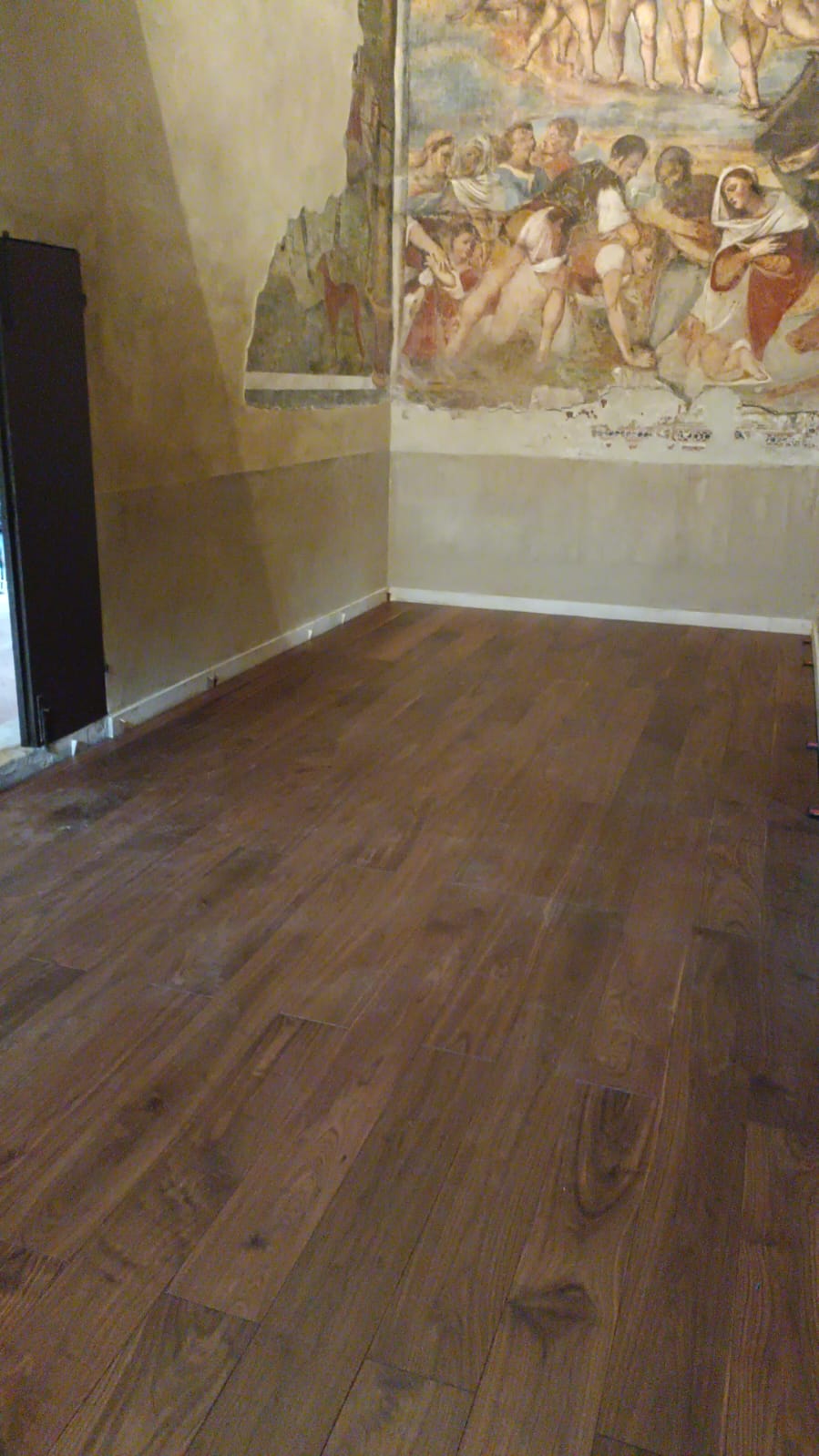 Soluzione SYRMA per riscaldare chiostri e corridoi laterali